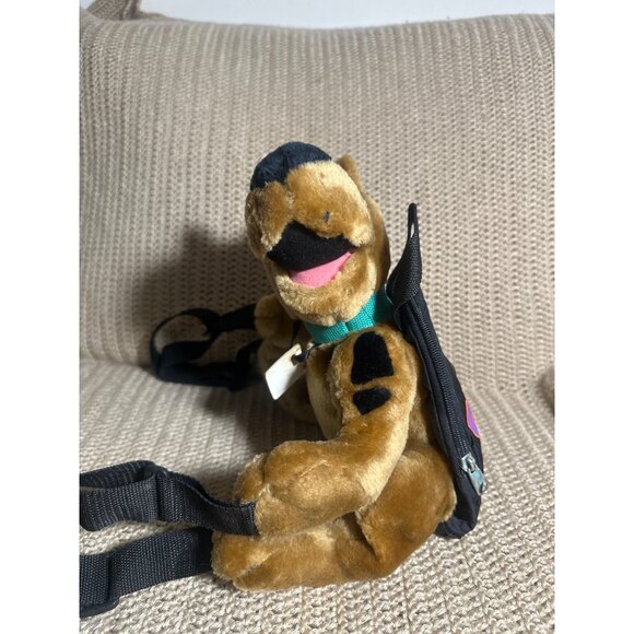 Vtg Scooby Doo Plush Backpack w/ Adjustable Straps & Zippered Mini Storage Bag - Picture 3 of 7